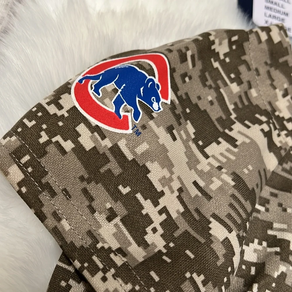 NWT MLB Chicago Cubs Pet Camo Jersey Medium 14”-18”
